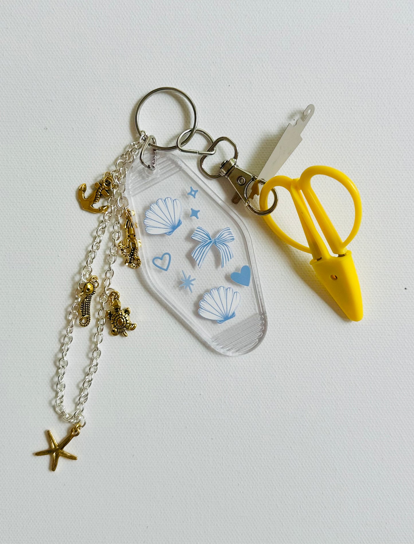 Blue Seashells & Bows - Magnolia Needle Notion