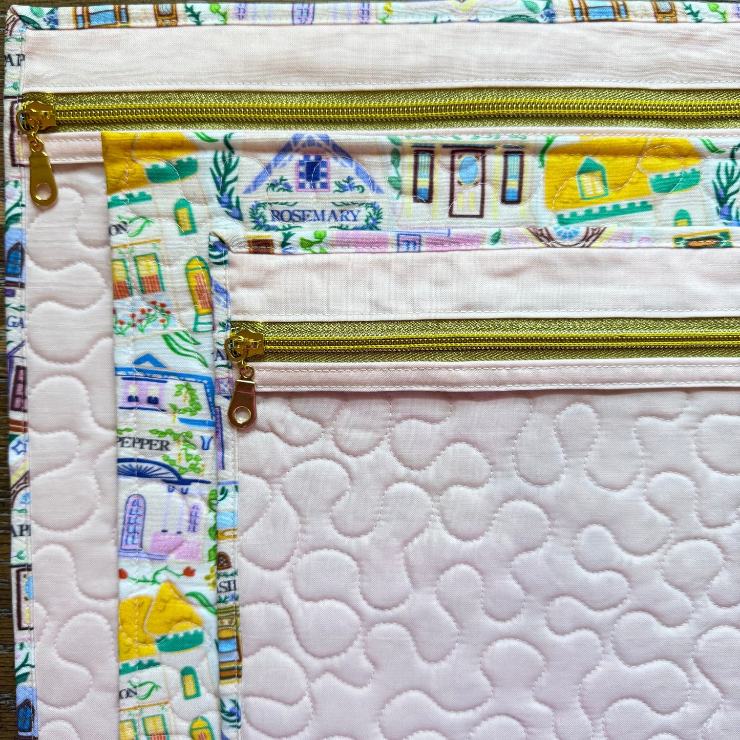 Spice Village Houses (Light Pink Lining) Project Bag